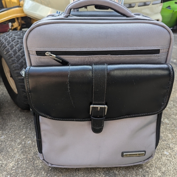 Sharper Image Rolling Suitcase Carry On Luggage EUC - Picture 1 of 11